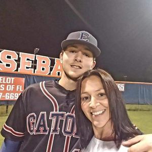 Meet your Posher, Sharon